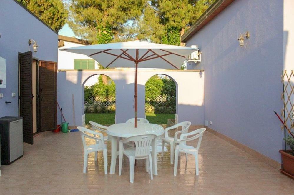 Villa Le Perle Azzurre Fontane Bianche Exterior foto
